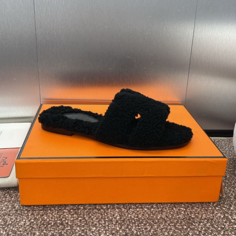 Hermes Slippers